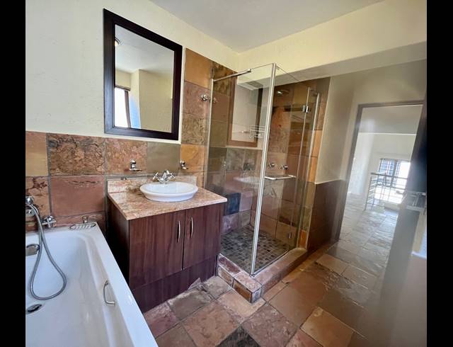 3 BEDROOM HOUSE TO LET IN SONHEUWEL EXT 1